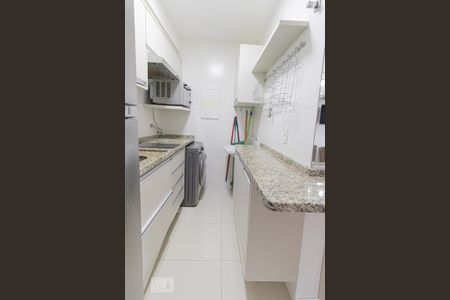 Apartamento à venda com 34m², 1 quarto e sem vaga Apartamento à venda com 34m², 1 quarto e sem vagaCozinha e Área de Serviço