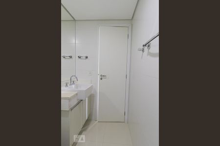 Apartamento à venda com 34m², 1 quarto e sem vaga Apartamento à venda com 34m², 1 quarto e sem vagaBanheiro Social