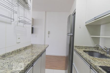Apartamento à venda com 34m², 1 quarto e sem vaga Apartamento à venda com 34m², 1 quarto e sem vagaCozinha e Área de Serviço