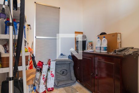 Apartamento à venda com 330m², 3 quartos e 3 vagas Apartamento à venda com 330m², 3 quartos e 3 vagasÁrea de Serviço
