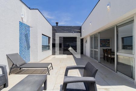 Apartamento à venda com 330m², 3 quartos e 3 vagas Apartamento à venda com 330m², 3 quartos e 3 vagasCobertura