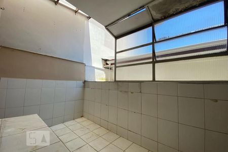 Casa para alugar com 129m², 2 quartos e 2 vagas Casa para alugar com 129m², 2 quartos e 2 vagasÁrea de Serviço