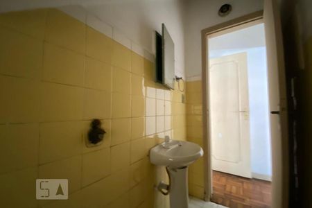 Lavabo de casa para alugar com 2 quartos, 129m² em Vila Sônia, São Paulo