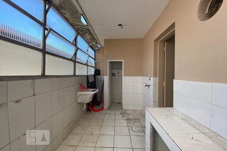 Casa para alugar com 129m², 2 quartos e 2 vagas Casa para alugar com 129m², 2 quartos e 2 vagasÁrea de Serviço