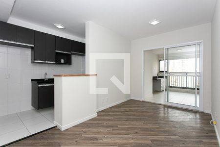 Sala de apartamento para alugar com 2 quartos, 67m² em Parque São Jorge, São Paulo