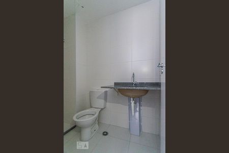 Banheiro de apartamento à venda com 1 quarto, 28m² em República, São Paulo