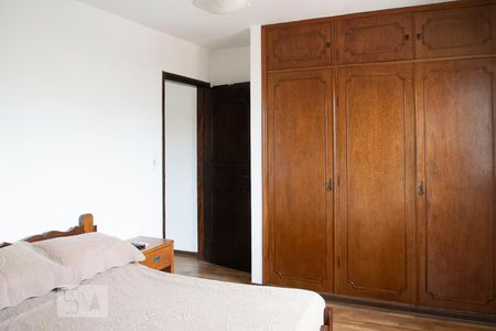 QUARTO 1 SUITE de casa à venda com 3 quartos, 166m² em Jardim São Paulo, São Paulo