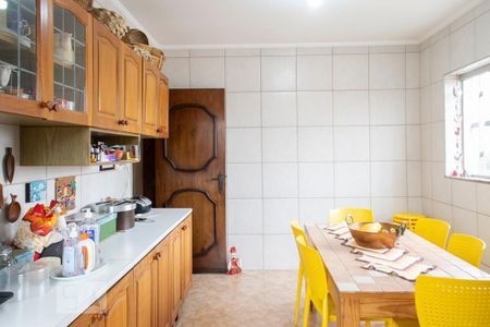 Casa à venda com 166m², 3 quartos e 2 vagasCOZINHA