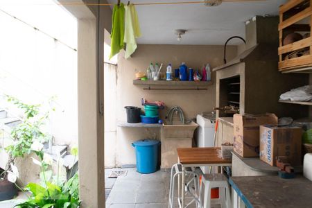 Casa à venda com 166m², 3 quartos e 2 vagasÁREA DE SERVIÇO