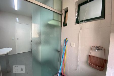 Apartamento à venda com 74m², 3 quartos e 2 vagasÁrea de Serviço