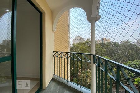 Apartamento à venda com 74m², 3 quartos e 2 vagasSacada