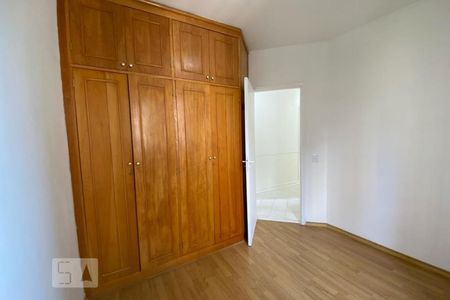 Apartamento à venda com 74m², 3 quartos e 2 vagasQuarto 2