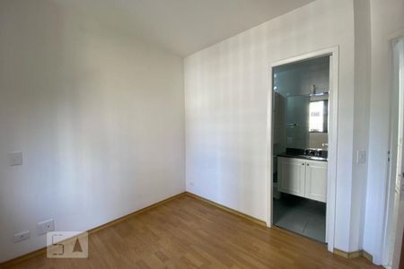 Apartamento à venda com 74m², 3 quartos e 2 vagasSuíte 1