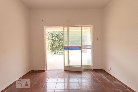 Sala de casa para alugar com 2 quartos, 130m² em Piratininga (venda Nova), Belo Horizonte