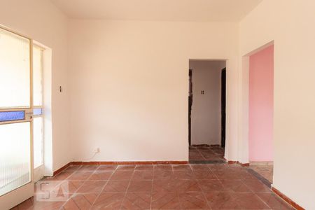 Sala de casa para alugar com 2 quartos, 130m² em Piratininga (venda Nova), Belo Horizonte