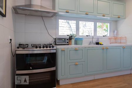 Casa de condomínio à venda com 400m², 4 quartos e 2 vagasCozinha