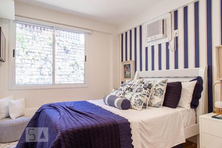 Casa de condomínio à venda com 400m², 4 quartos e 2 vagasSuíte 1