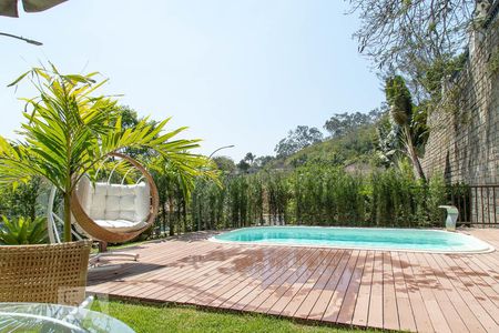 Casa de condomínio à venda com 400m², 4 quartos e 2 vagasPiscinaPiscina