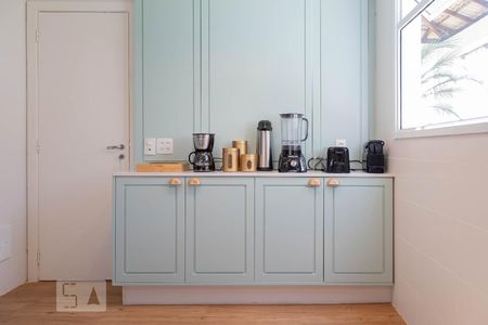 Casa de condomínio à venda com 400m², 4 quartos e 2 vagasCozinha