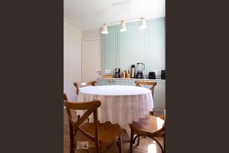 Casa de condomínio à venda com 400m², 4 quartos e 2 vagasCozinha