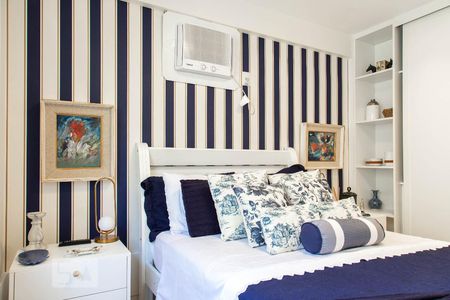 Casa de condomínio à venda com 400m², 4 quartos e 2 vagasSuíte 1