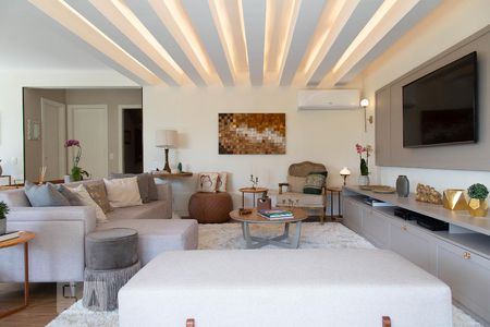 Sala de casa de condomínio para alugar com 4 quartos, 400m² em Recreio dos Bandeirantes, Rio de Janeiro