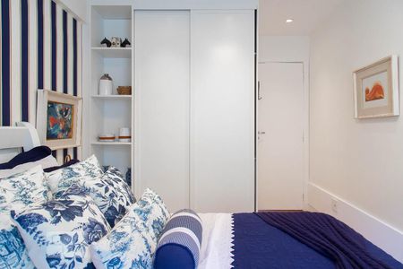 Casa de condomínio à venda com 400m², 4 quartos e 2 vagasSuíte 1