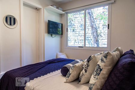 Casa de condomínio à venda com 400m², 4 quartos e 2 vagasSuíte 1