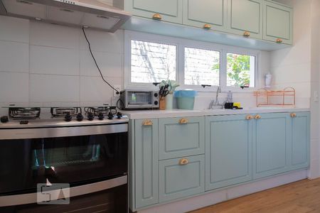 Casa de condomínio à venda com 400m², 4 quartos e 2 vagasCozinha