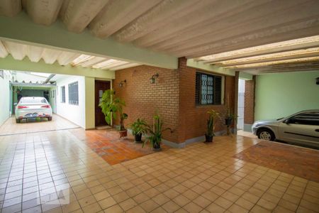 Garagem  de casa à venda com 4 quartos, 420m² em Vila Moinho Velho, São Paulo
