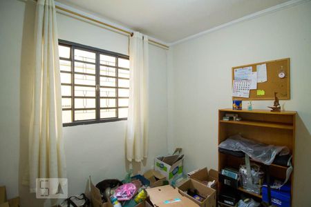 Closset de casa à venda com 4 quartos, 420m² em Vila Moinho Velho, São Paulo