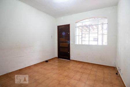 Sala de casa para alugar com 2 quartos, 80m² em Jardim Cristal, São Paulo