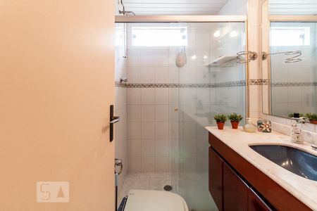 Banheiro Suite de apartamento à venda com 3 quartos, 88m² em Itaim Bibi, São Paulo