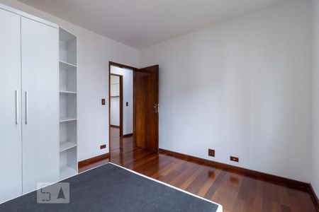 Quarto 2 de apartamento para alugar com 3 quartos, 80m² em Vila Guarani, São Paulo