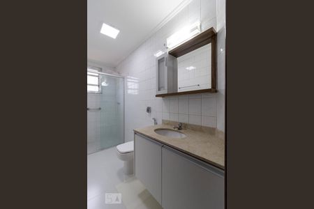 Apartamento para alugar com 80m², 3 quartos e 1 vaga Apartamento para alugar com 80m², 3 quartos e 1 vagaBanheiro