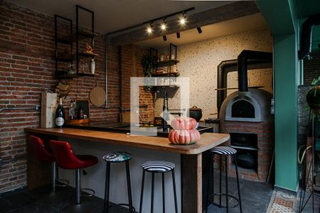 Casa para alugar com 400m², 4 quartos e 4 vagasChurrasqueira