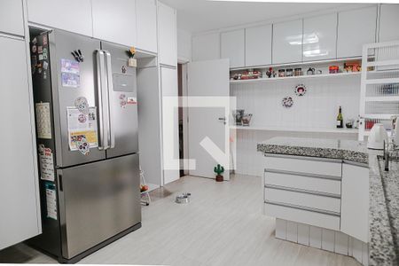 Casa para alugar com 400m², 4 quartos e 4 vagasCozinha