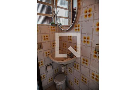 Casa para alugar com 400m², 4 quartos e 4 vagasBanheiro de serviço