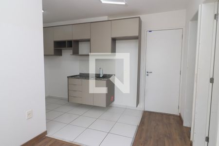 Sala de TV de apartamento para alugar com 2 quartos, 34m² em Quarta Parada, São Paulo