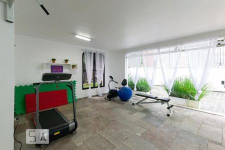 Apartamento para alugar com 85m², 2 quartos e 1 vaga Apartamento para alugar com 85m², 2 quartos e 1 vagaÁrea comum - Academia