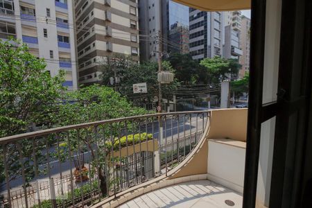 Apartamento para alugar com 85m², 2 quartos e 1 vaga Apartamento para alugar com 85m², 2 quartos e 1 vagaSacada