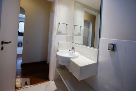 Apartamento para alugar com 85m², 2 quartos e 1 vaga Apartamento para alugar com 85m², 2 quartos e 1 vagaBanheiro