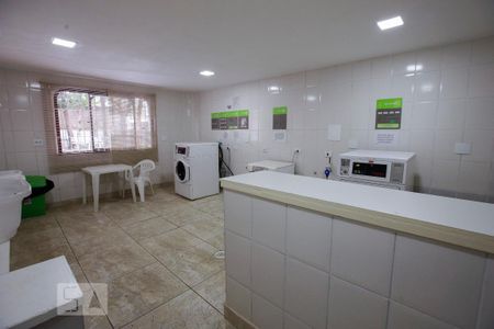 Apartamento para alugar com 85m², 2 quartos e 1 vaga Apartamento para alugar com 85m², 2 quartos e 1 vagaLavanderia
