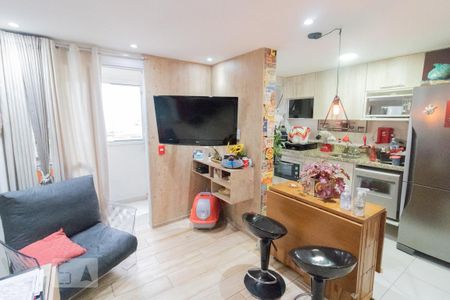 Sala de apartamento para alugar com 2 quartos, 48m² em Freguesia do Ó, São Paulo