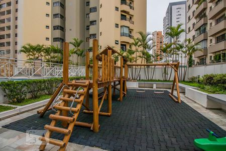 Apartamento à venda com 106m², 3 quartos e 3 vagasÁrea Comum - Playground
