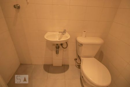Apartamento à venda com 106m², 3 quartos e 3 vagasBanheiro de Serviço
