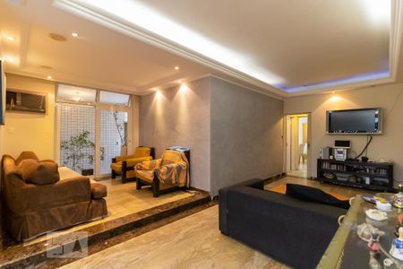 Casa à venda com 5 quartos, 300m² em Jardim da Saúde , São Paulo