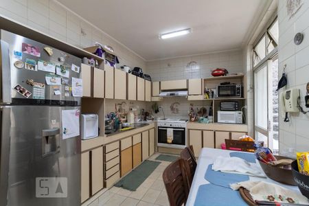 Cozinha de casa à venda com 5 quartos, 300m² em Jardim da Saúde , São Paulo