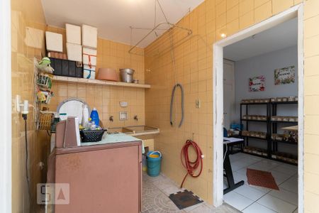 Lavanderia de casa à venda com 5 quartos, 300m² em Jardim da Saúde , São Paulo