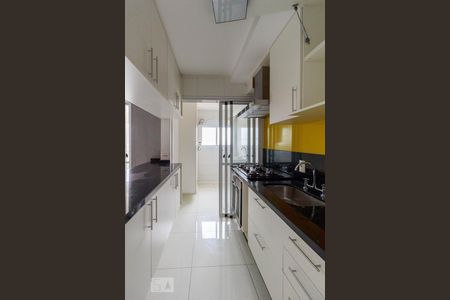 Apartamento à venda com 78m², 2 quartos e 1 vagaCozinha